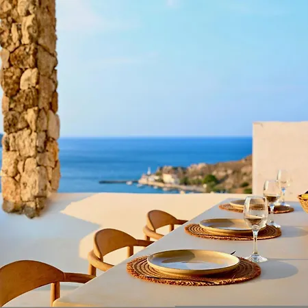 Leros Seaview House With Jacuzzi Tatil Evi Agia Marina (Leros)